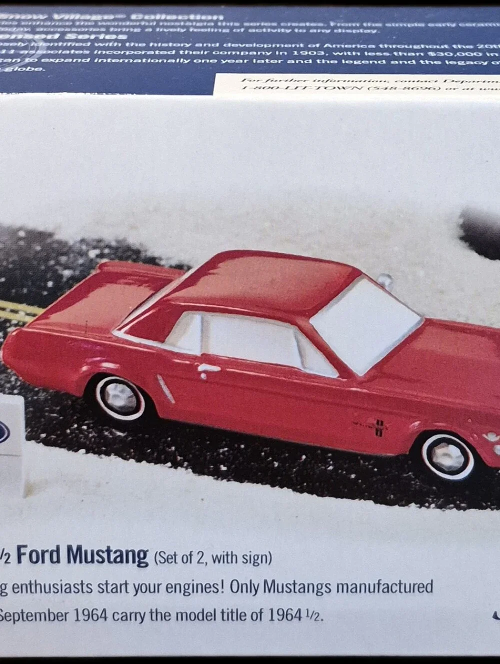 Department 56 - 1964 1/2 Ford Mustang w/Box